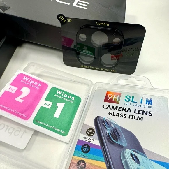 Reborn carbon fiber IPhone 15 Pro Max case with MagSafe and glass camera… - Picture 3 of 4